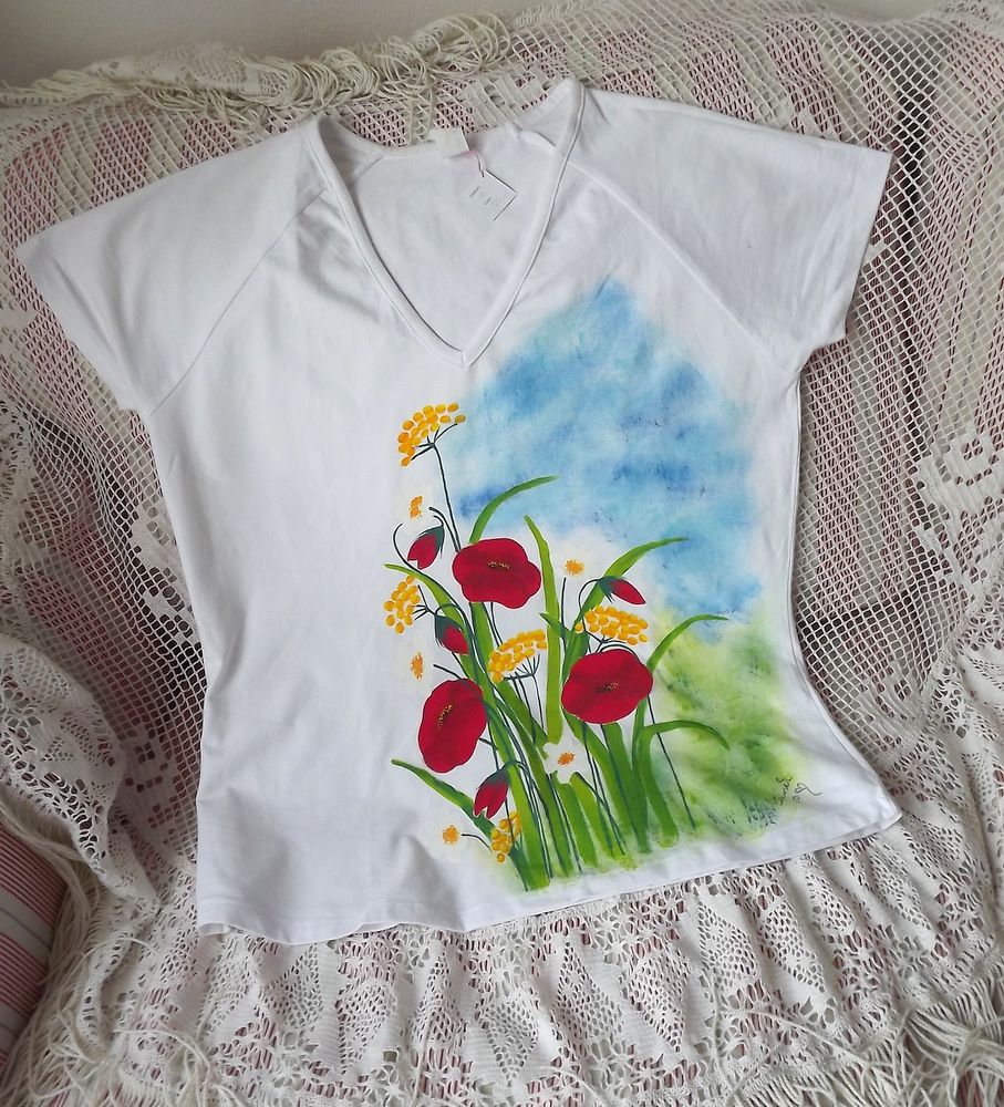 Louka s nebem - ručně malované tričko s motivem louky - s vlčími máky, bršlicí, kopretinamit xL