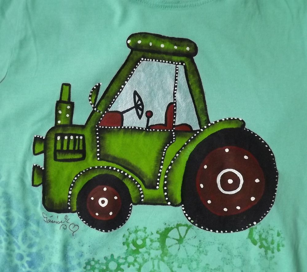 Mátové tričko s ručně malovaným zeleným traktorem. velikost xs