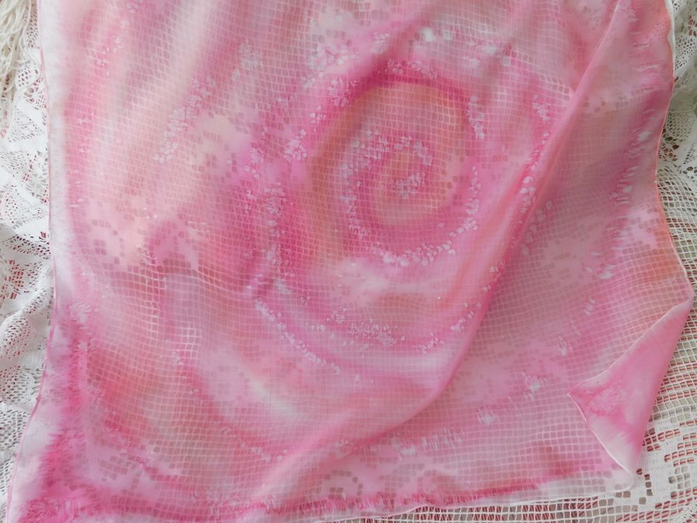 Hedvábný šátek 74 x 74cm růžový