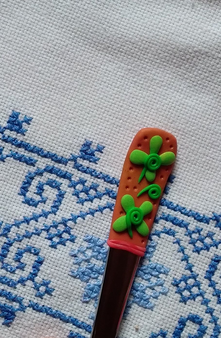 fimo DLOUHÉ LATTÉ LŽIČKY SE ČTYŘLÍSTKY, PRO RADOST, POTĚŠENÍ A ŠTĚSTÍ