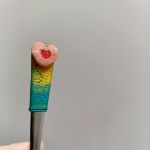 2. koktejlová - latté - lžička dekorovaná lineckým cukrovím - vánoční téma - klasické slepované koláčky, srdíčka, kytičky