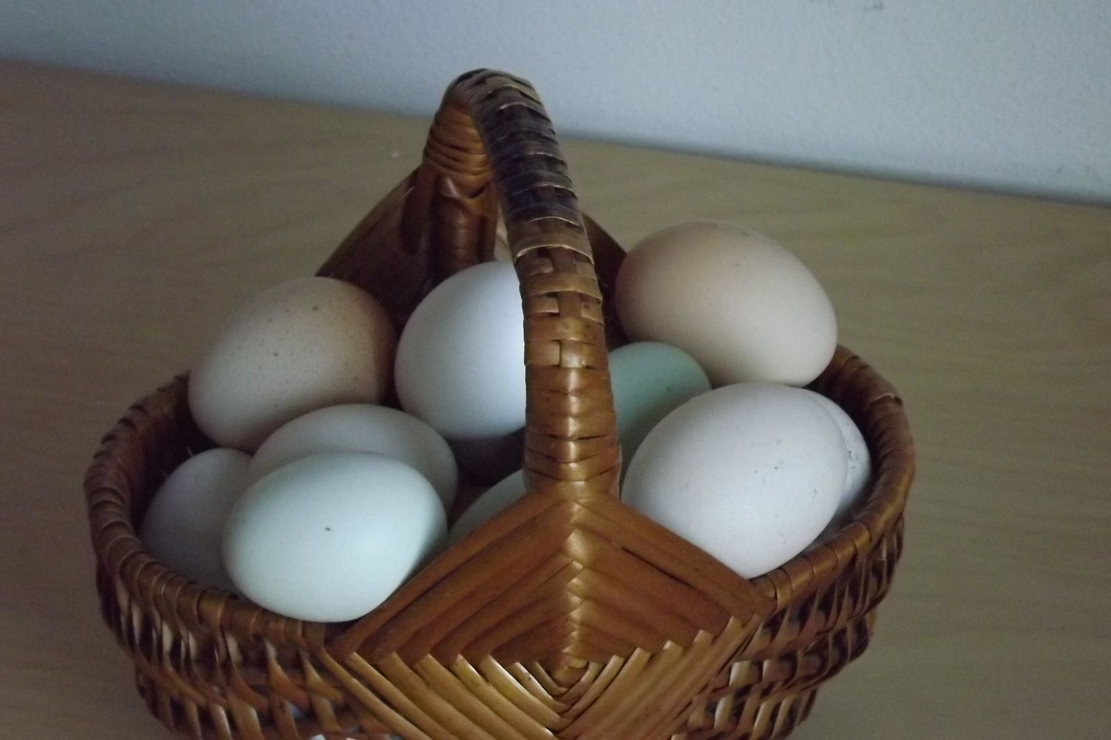 Šťastná vajíčka 10ks z Rozkvetlého Statku