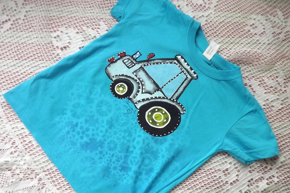 ručně malované Tyrkysové tričko s modrým traktorem 122 Adler